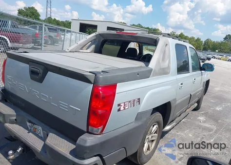2003 Chevrolet Avalanche 1500 z USA, uszkodzony, nr VIN 3GNEC13T63G200848